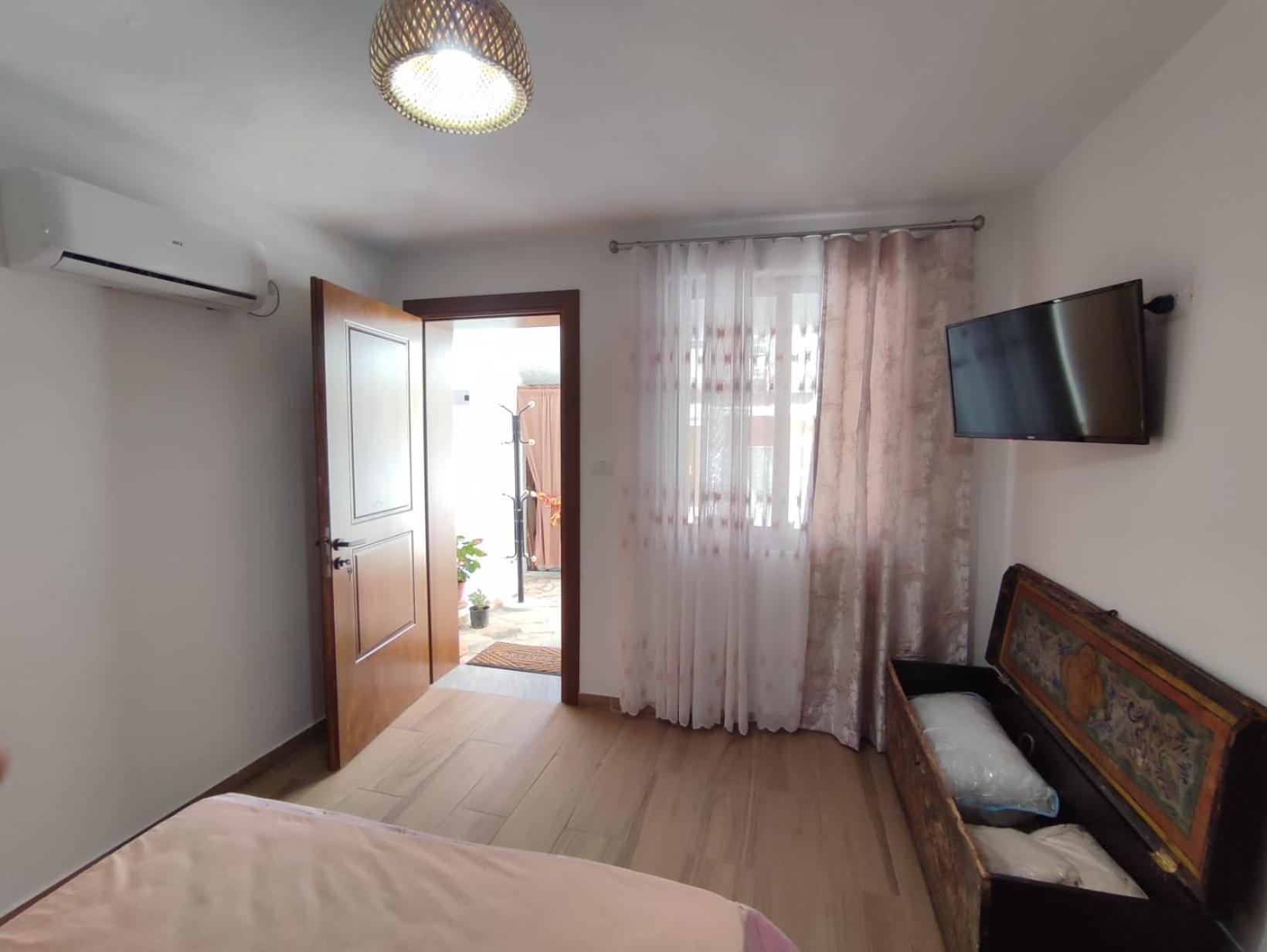 Bujtina Veritos Berat Dış mekan fotoğraf