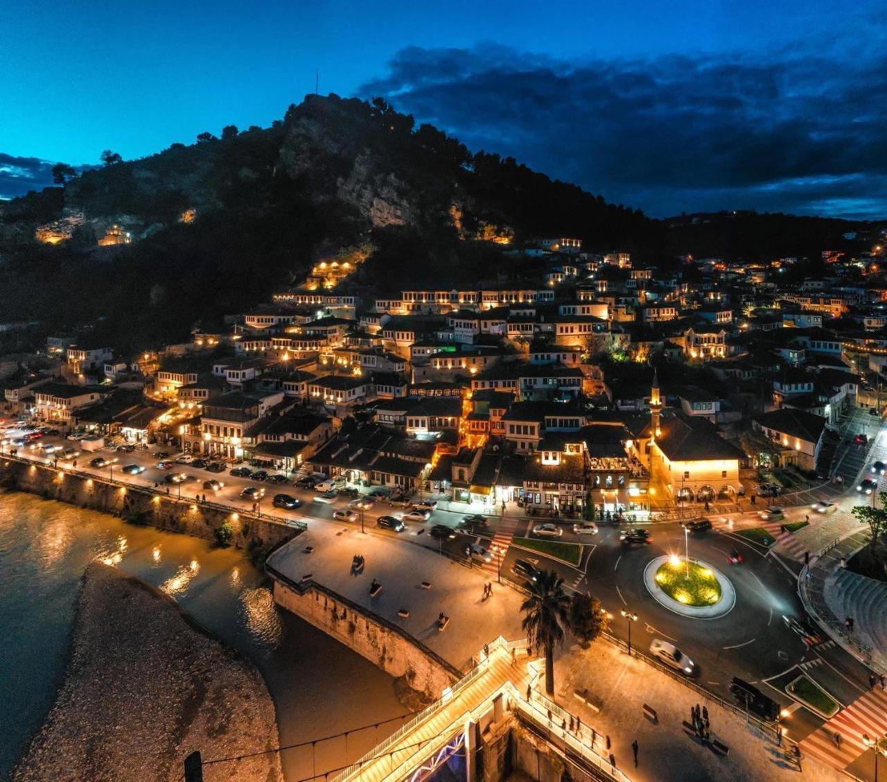 Bujtina Veritos Berat Dış mekan fotoğraf